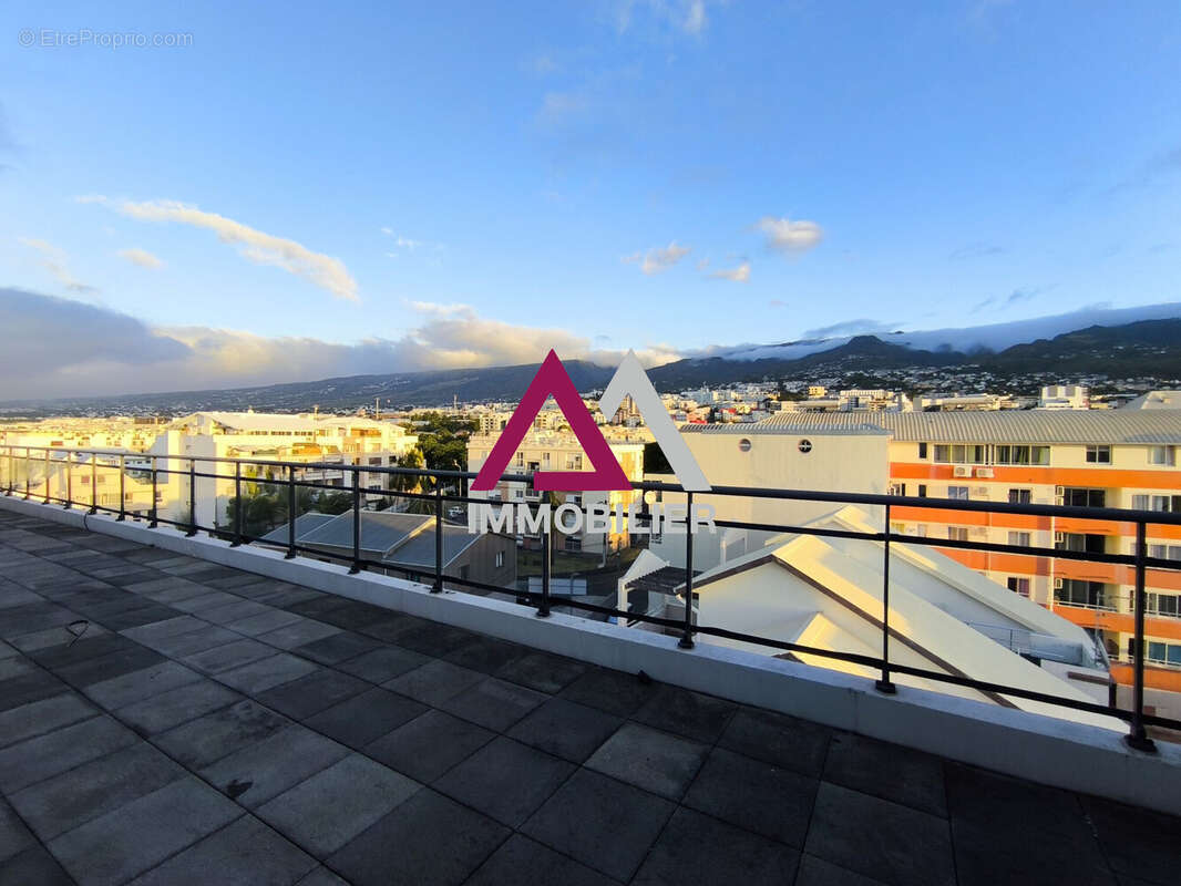 Appartement à SAINT-DENIS