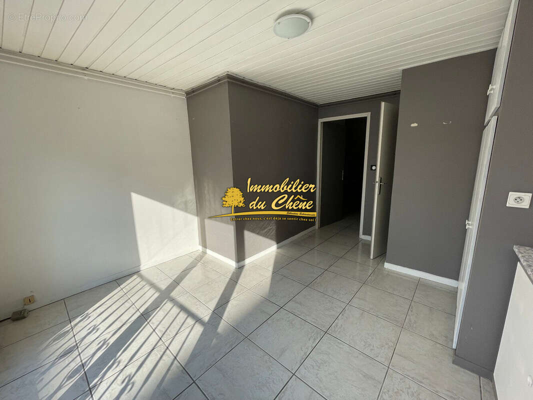 Appartement à LUXEUIL-LES-BAINS