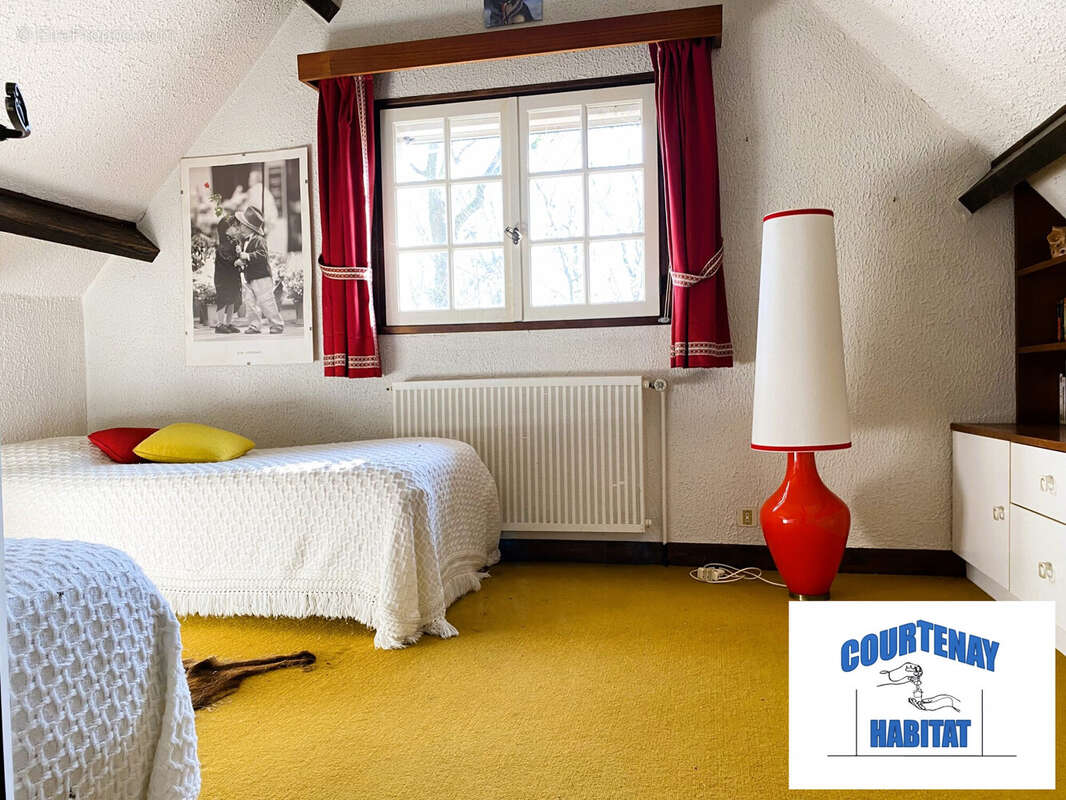 Maison à FOUCHEROLLES