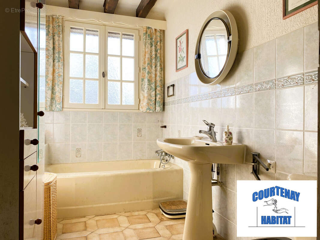 Maison à FOUCHEROLLES