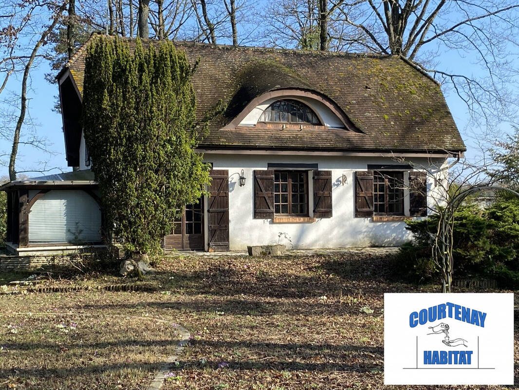 Maison à FOUCHEROLLES