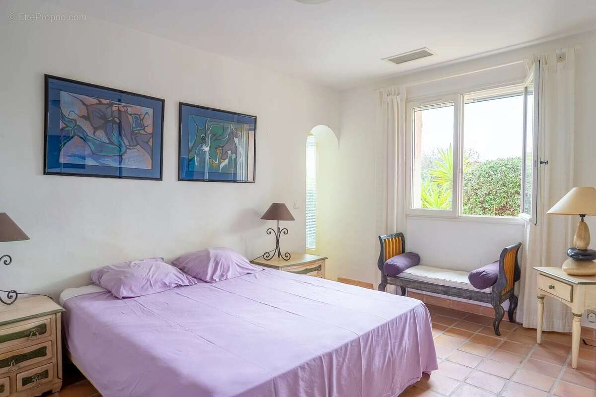 Maison à BORMES-LES-MIMOSAS