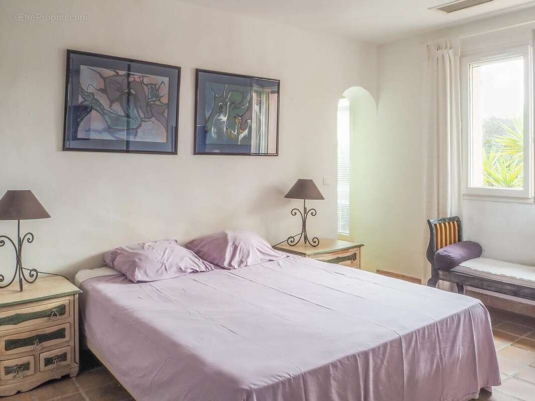 Maison à BORMES-LES-MIMOSAS