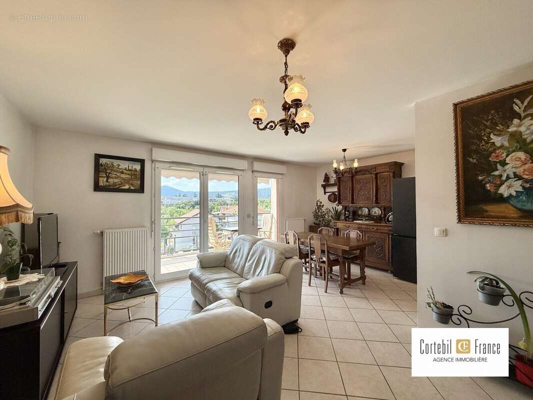 Appartement à ANNECY-LE-VIEUX