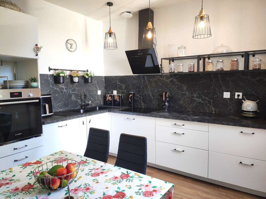 Maison à VILLETANEUSE