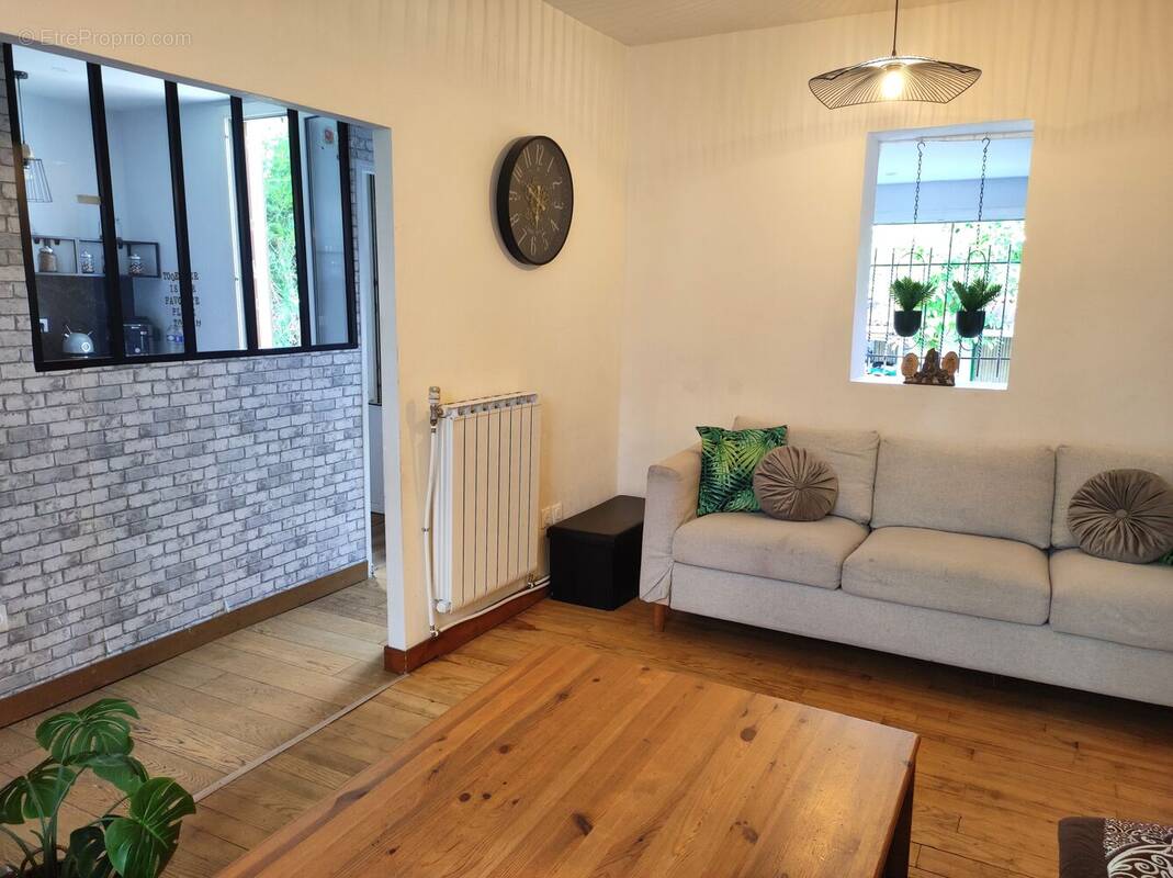 Maison à VILLETANEUSE