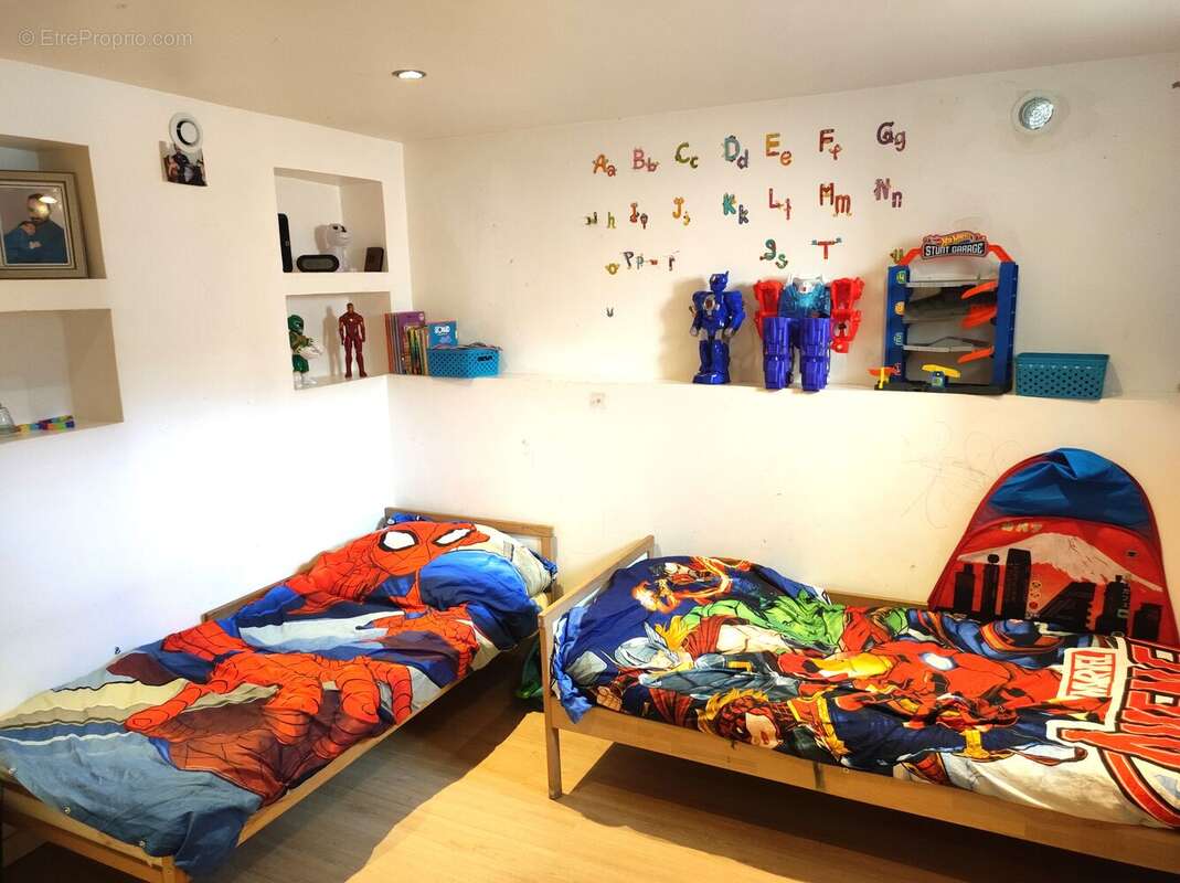 Maison à VILLETANEUSE