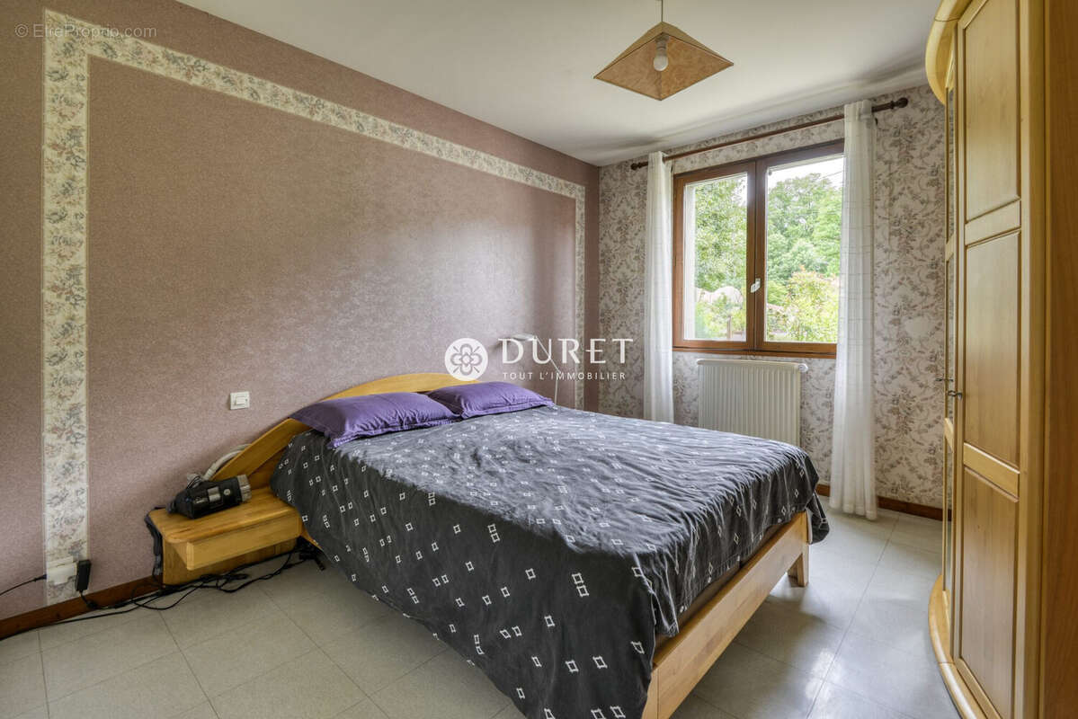 Maison à LA BOISSIERE-DU-DORE