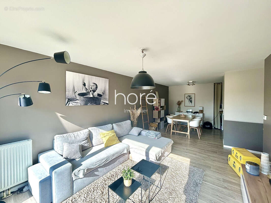 Appartement à COLOMBELLES