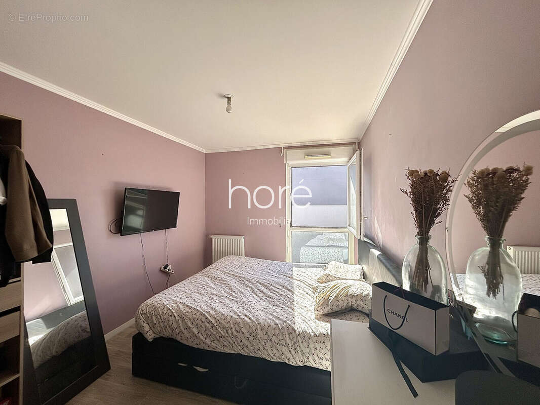 Appartement à COLOMBELLES