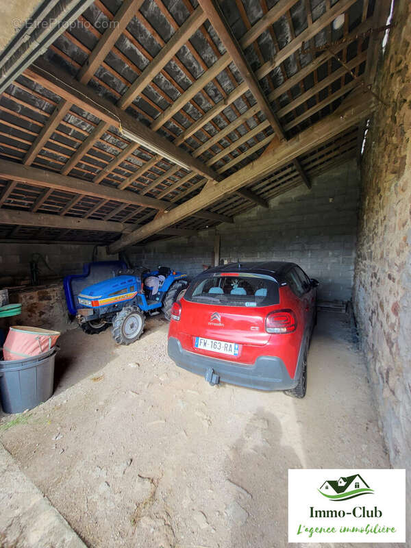 Maison à MONTIGNY-EN-MORVAN