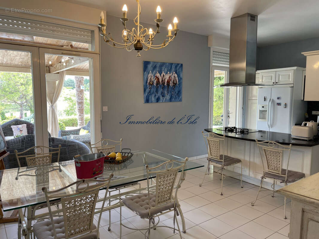 Maison à FOSSEMAGNE