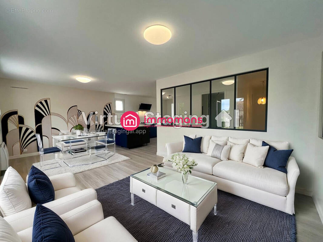 Maison à SAINT-PAVACE