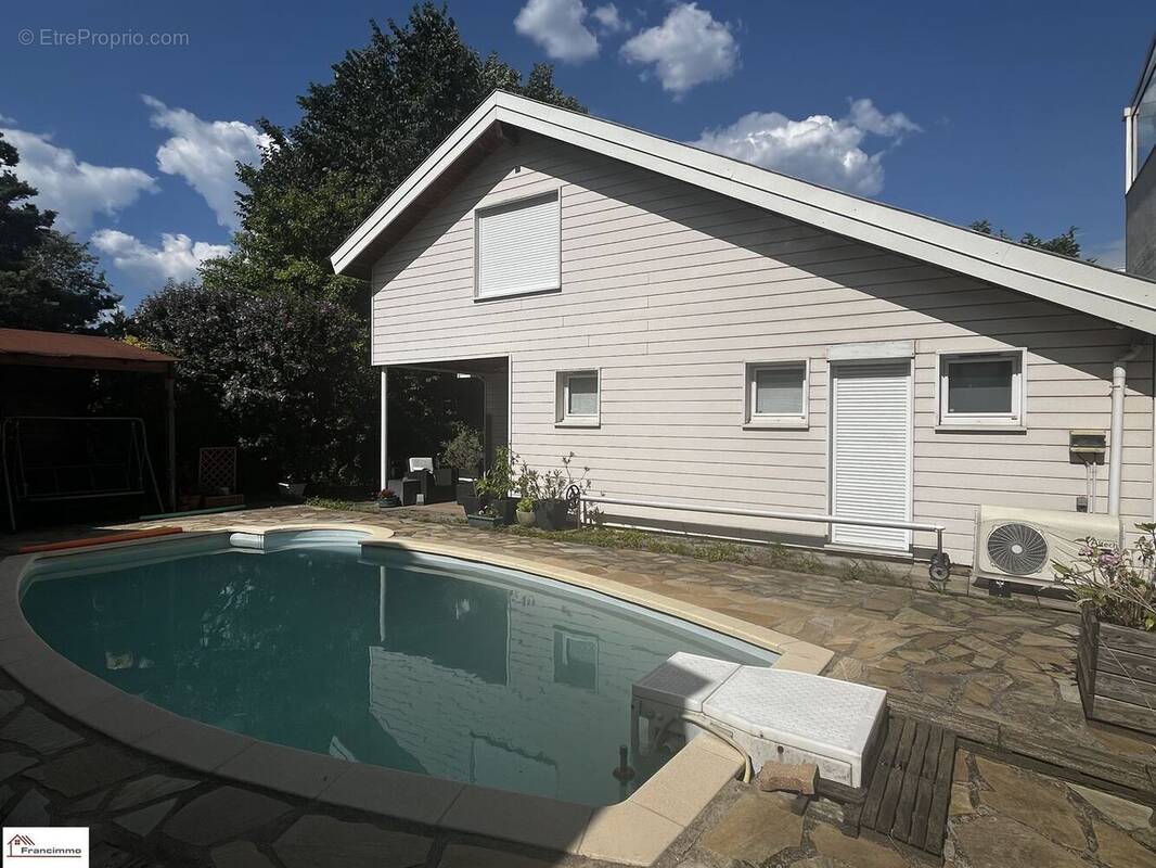 Maison à SEYSSINET-PARISET