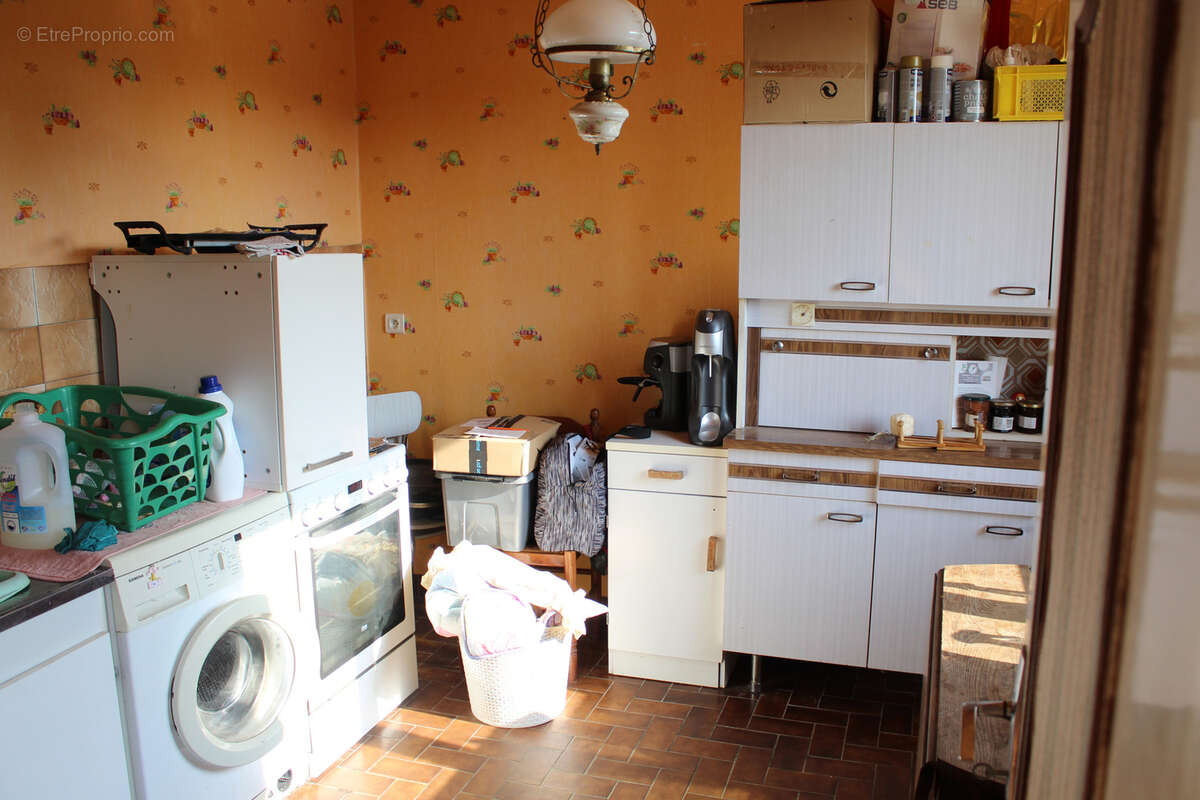 Maison à ANGLARDS-DE-SALERS