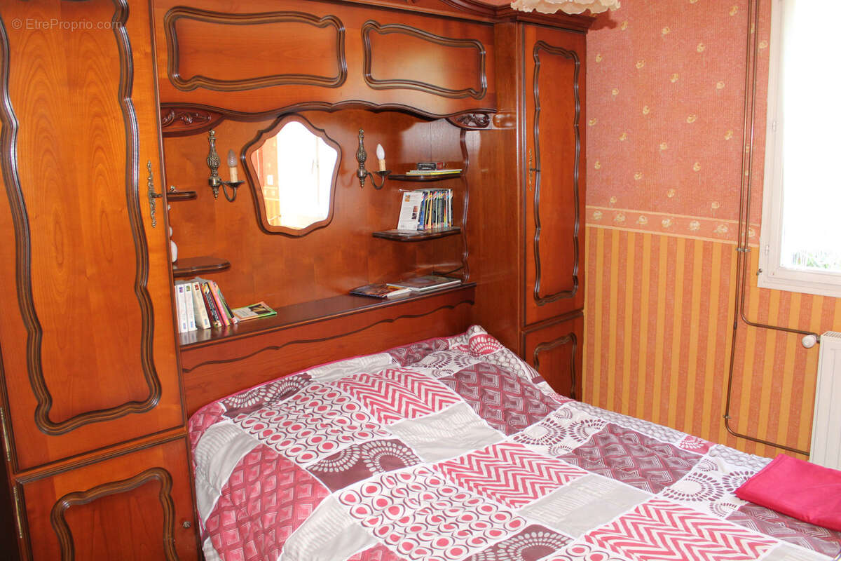 Maison à ANGLARDS-DE-SALERS