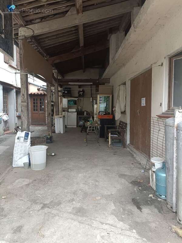 Commerce à SABAILLAN