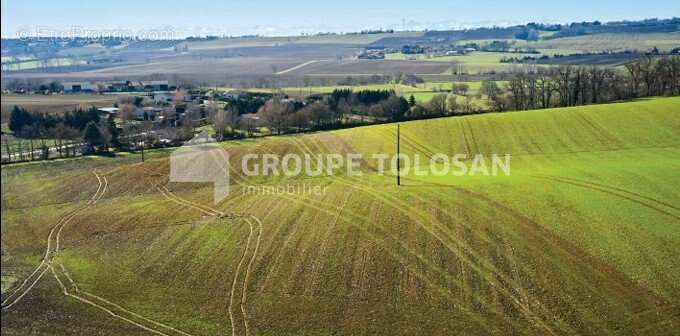 Terrain à LANTA