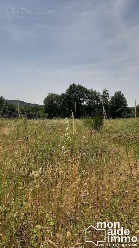 Terrain à SIORAC-EN-PERIGORD
