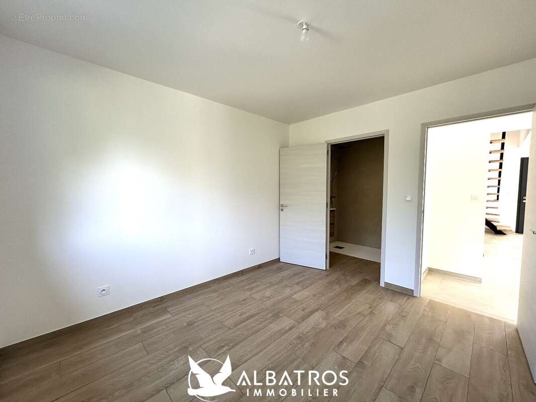 Maison à OUISTREHAM