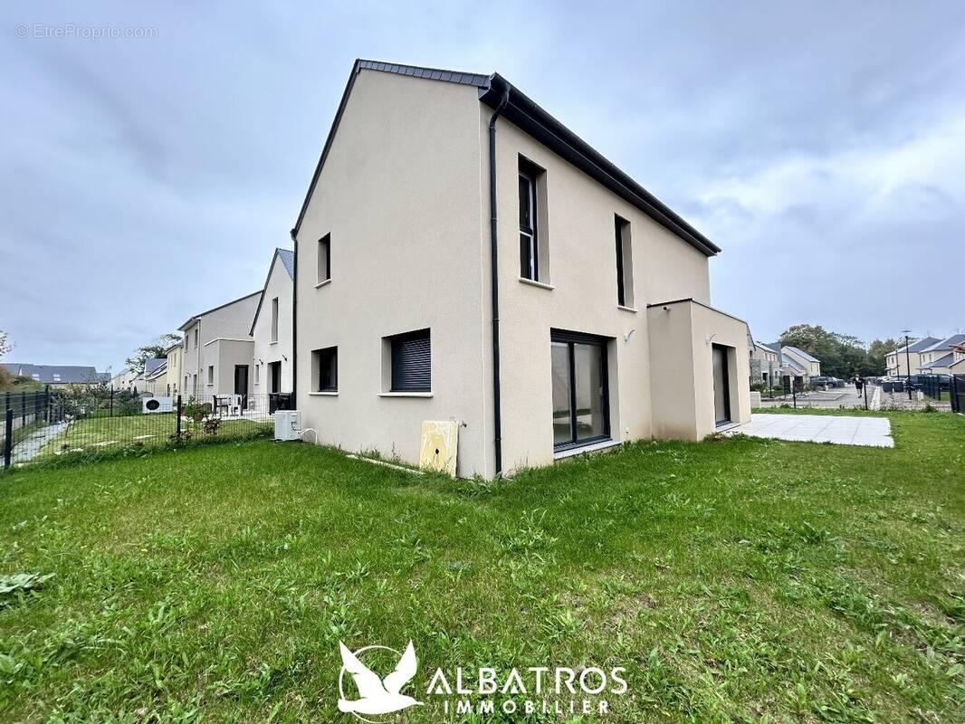 Maison à OUISTREHAM