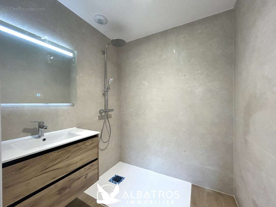 Maison à OUISTREHAM