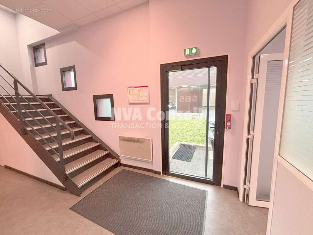 Commerce à SAINT-LEU-LA-FORET