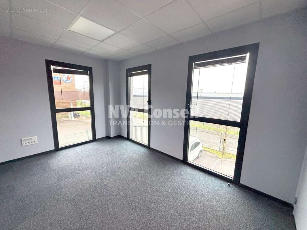 Commerce à SAINT-LEU-LA-FORET