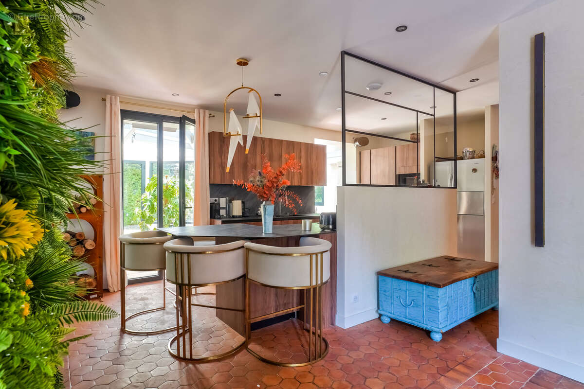 Maison à LOUVECIENNES