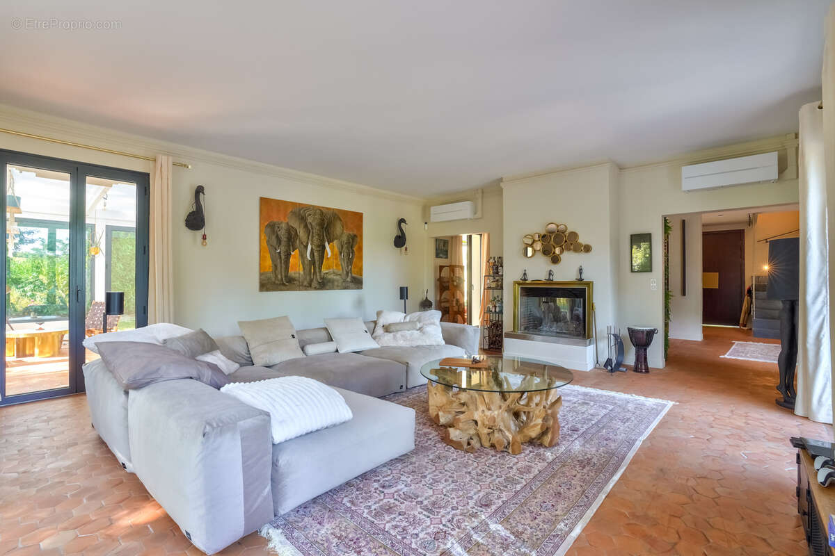 Maison à LOUVECIENNES