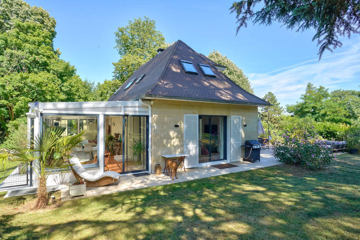 Maison à LOUVECIENNES