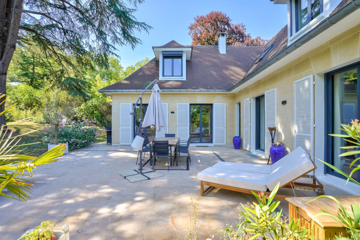 Maison à LOUVECIENNES