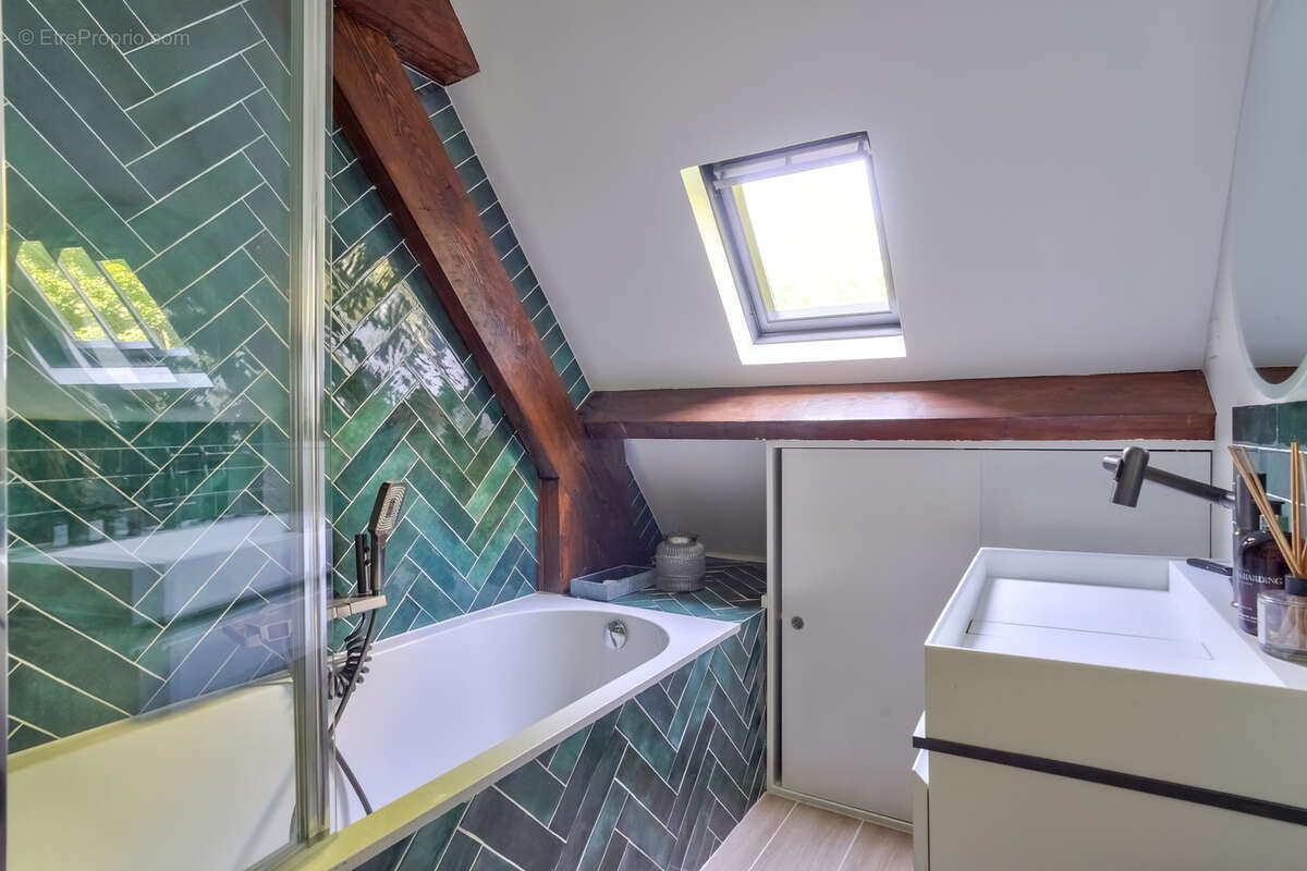 Maison à LOUVECIENNES