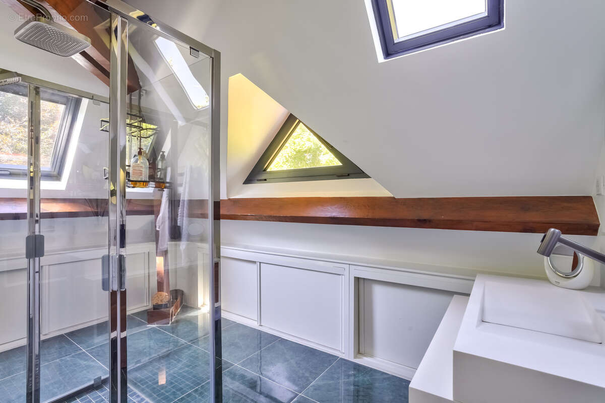 Maison à LOUVECIENNES