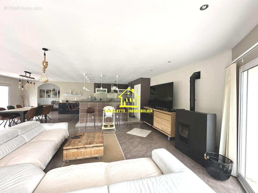 Maison à SAINT-ROMAIN-DE-COLBOSC