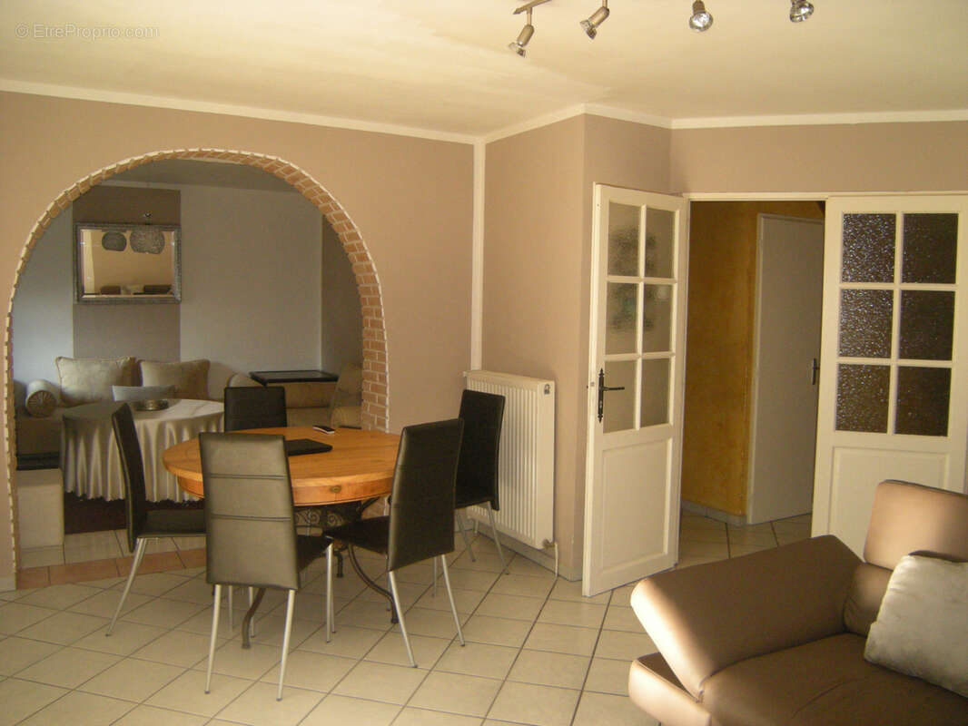 Maison à AUDINCOURT