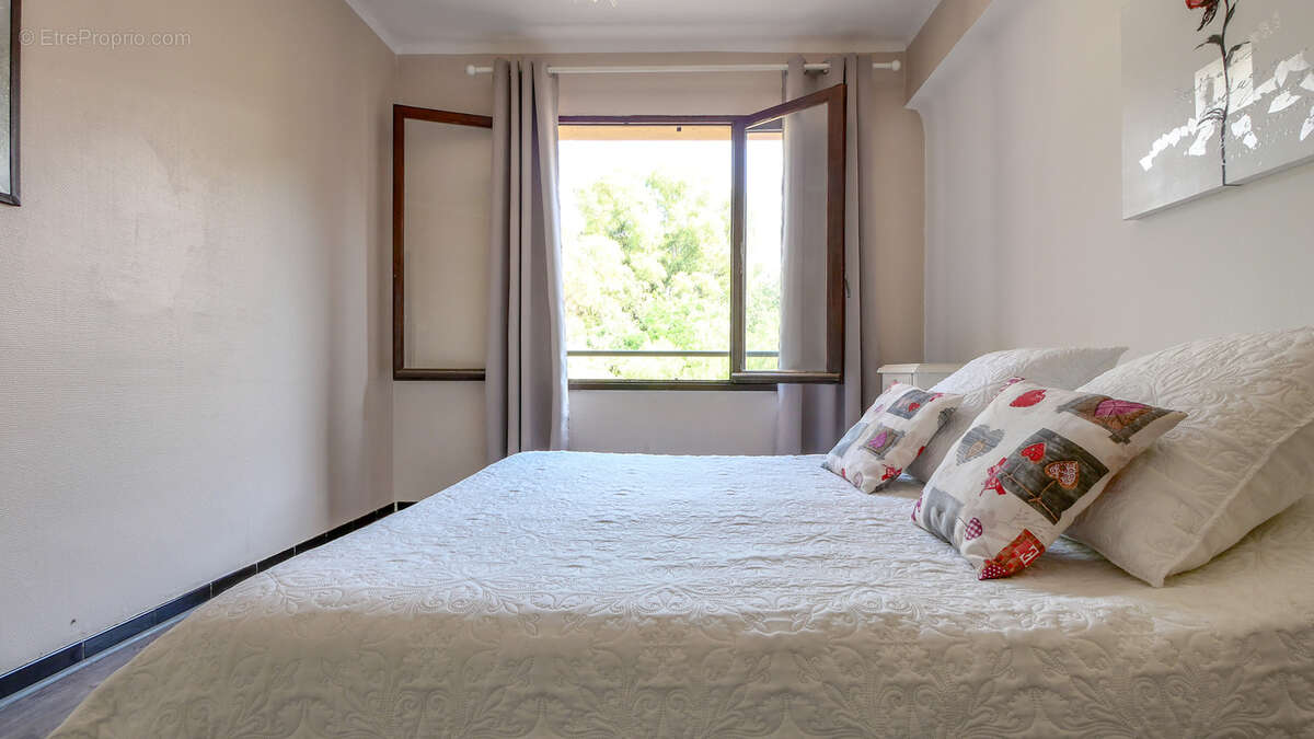 Appartement à HYERES