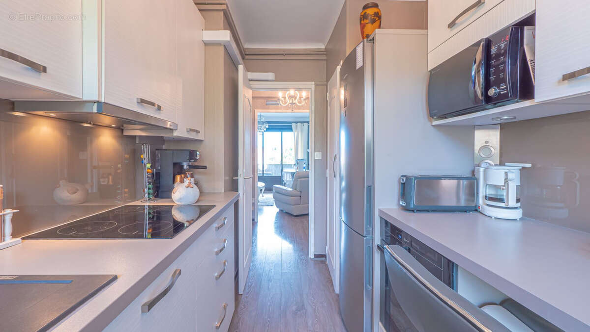 Appartement à HYERES