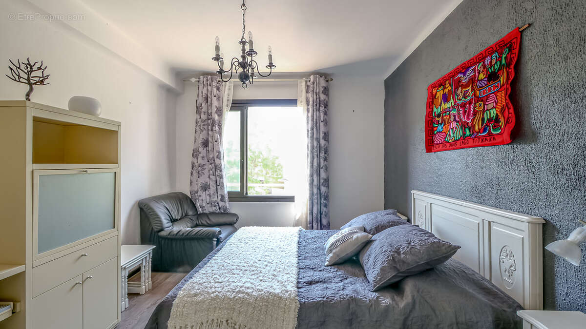 Appartement à HYERES