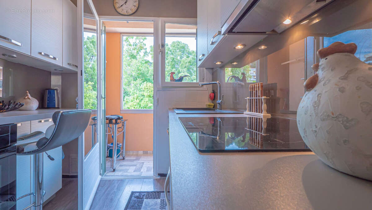 Appartement à HYERES