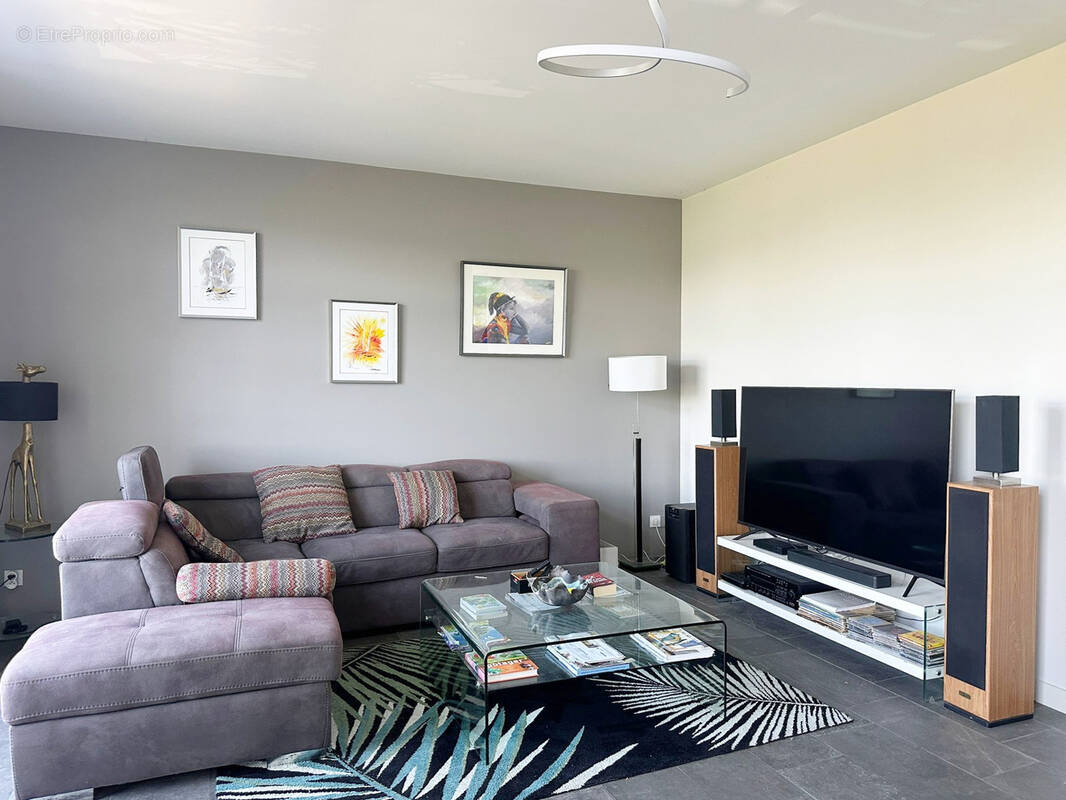 Maison à CHINDRIEUX