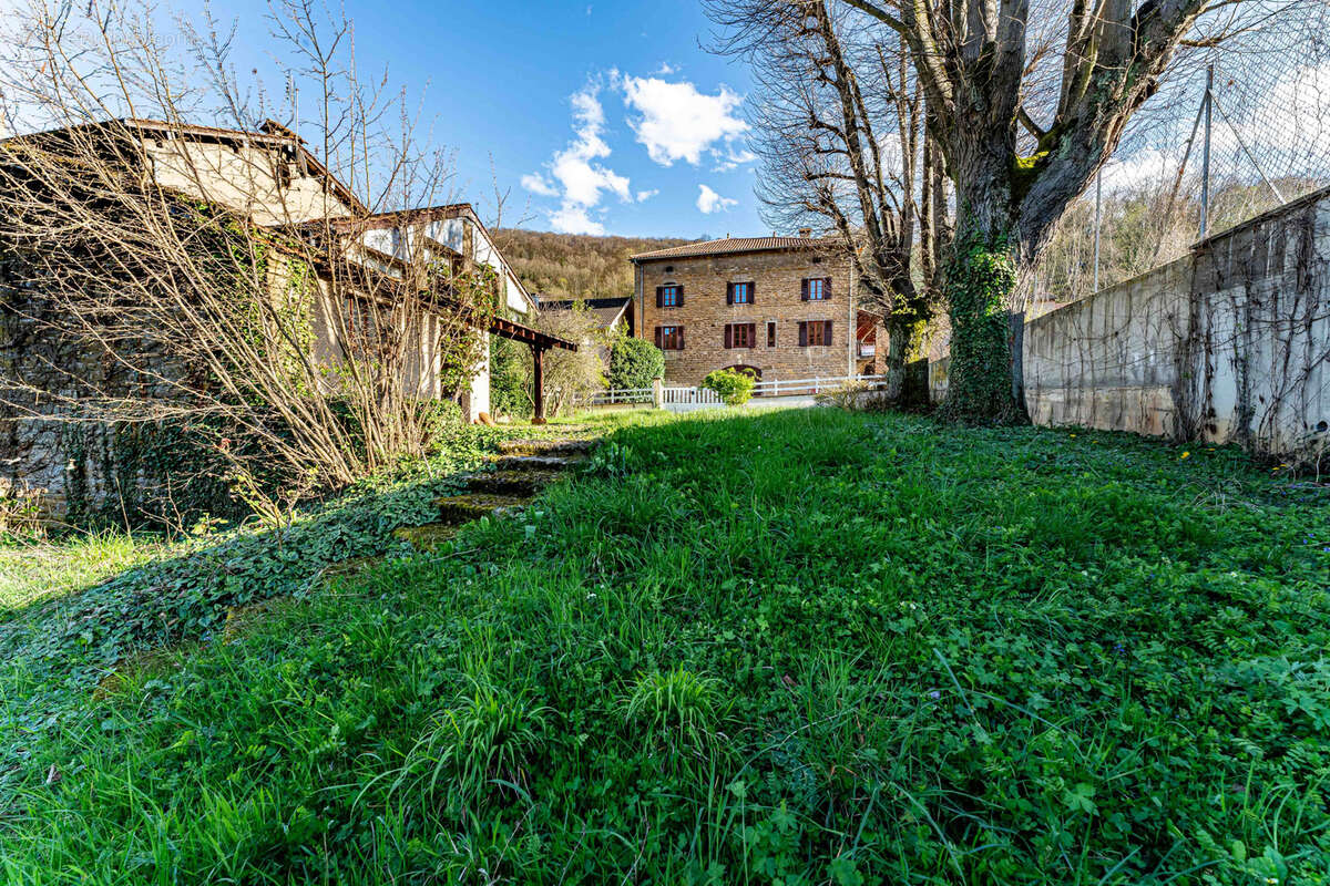 Appartement à POLEYMIEUX-AU-MONT-D&#039;OR