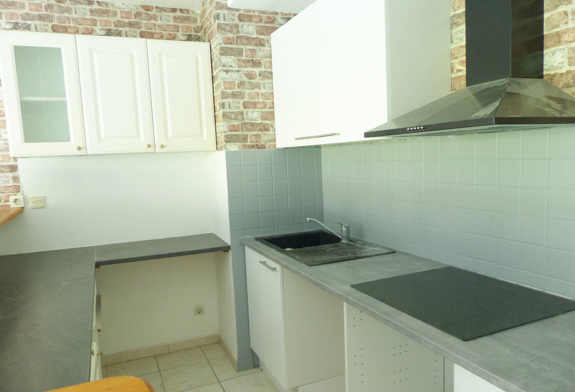 Appartement à LAMALOU-LES-BAINS