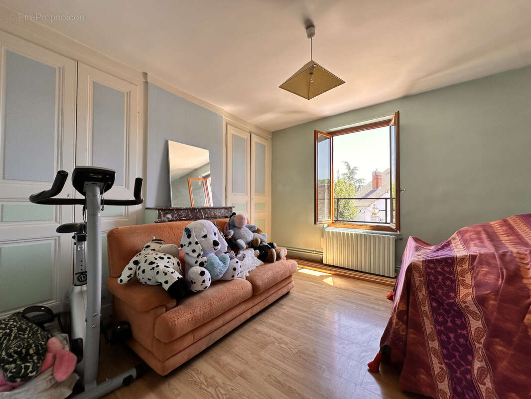 Maison à LA BONNEVILLE-SUR-ITON