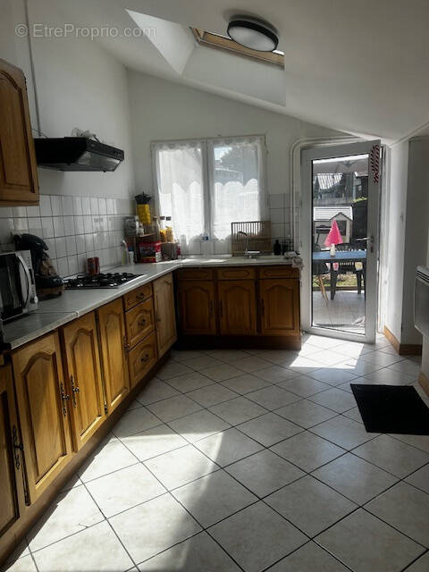 Maison à QUIEVRECHAIN