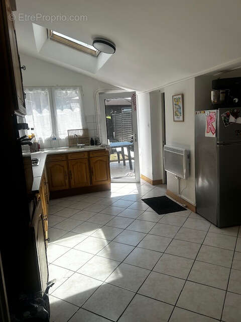 Maison à QUIEVRECHAIN