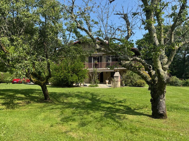 Maison à ARNAUD-GUILHEM