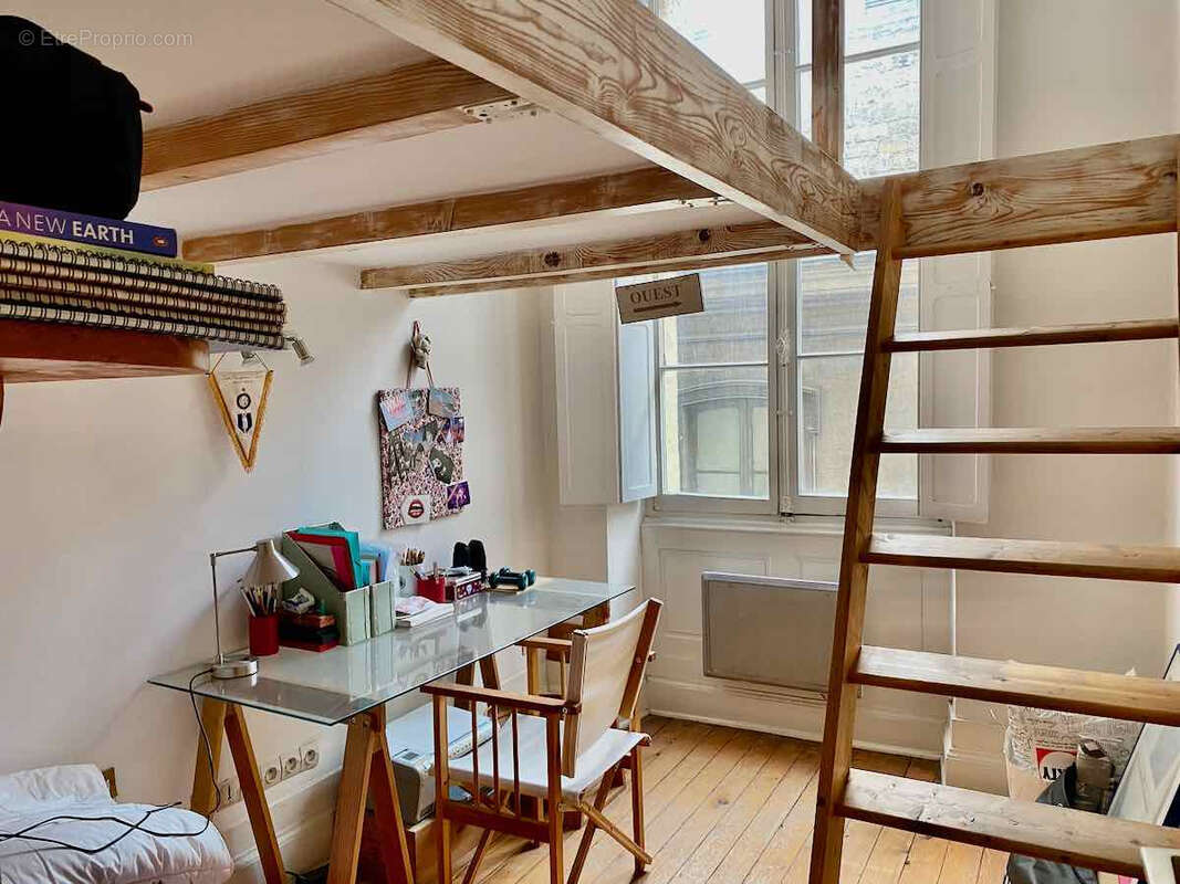 Appartement à BORDEAUX