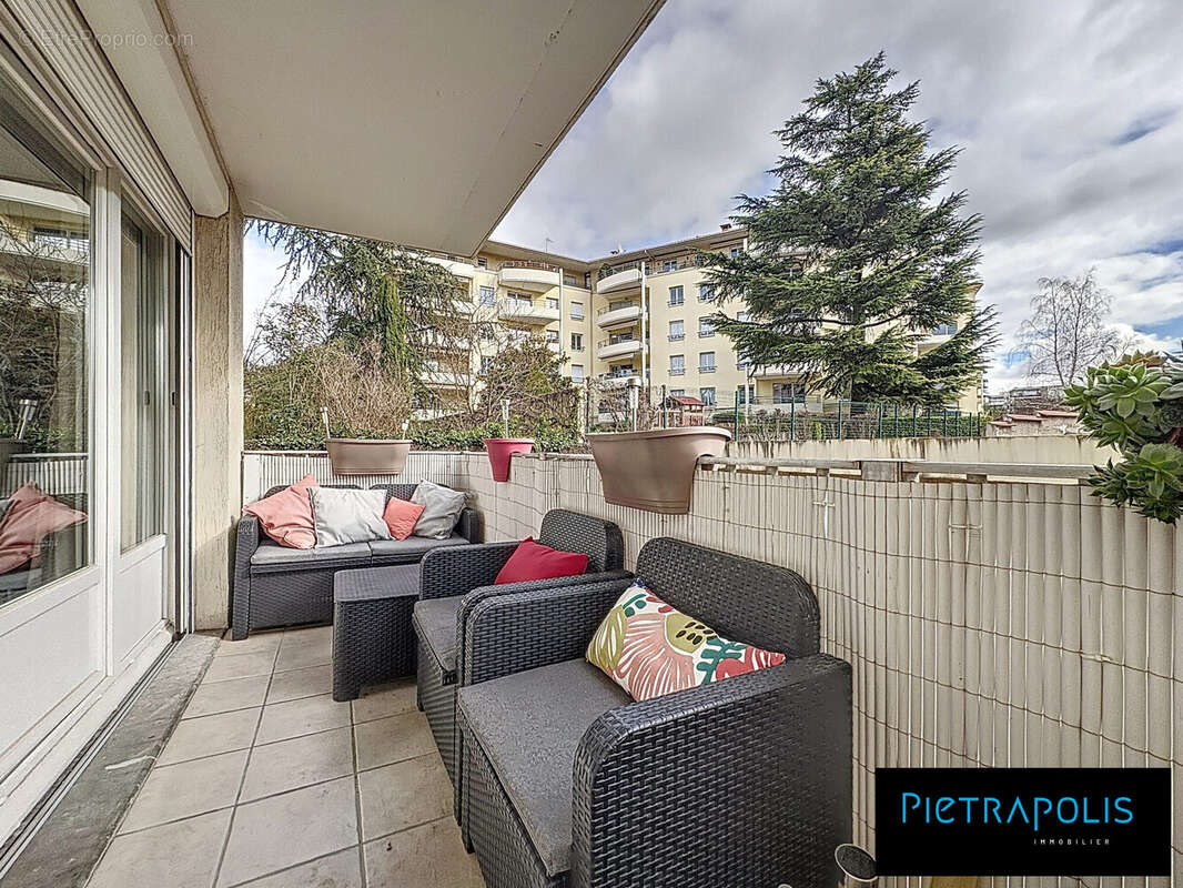 Appartement à TASSIN-LA-DEMI-LUNE