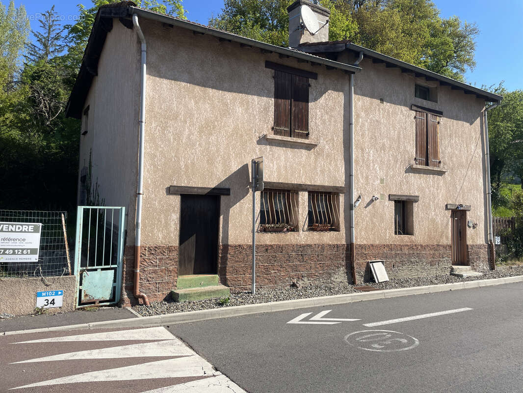 Maison à LA FOUILLOUSE